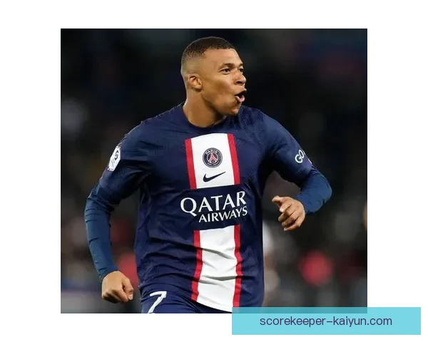 姆巴佩留队风波持续发酵，未来动向备受关注